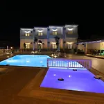 Vibes Aparthotel
